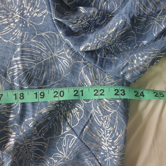 OLIVIA & MARTIN BEAUTIFUL SILVER AND BLUE BLOUSE - Picture 9 of 9